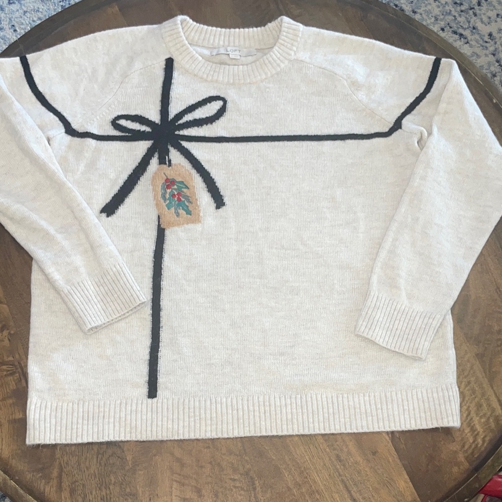 LOFT Cream Sweater with Holiday Bow Design, Women’s size S